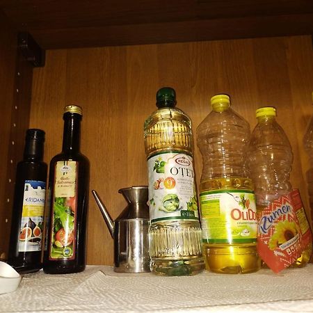 La Symo Apartament Straja Lupeni Lupeni  Esterno foto