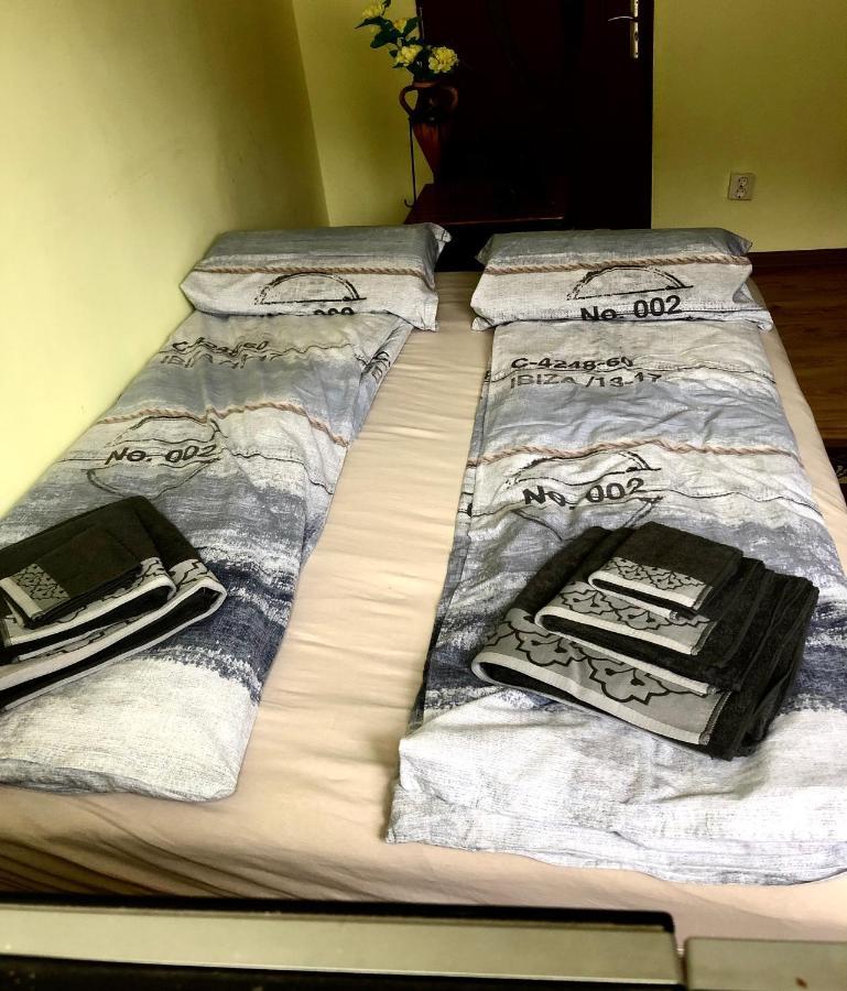 La Symo Apartament Straja Lupeni Lupeni  Esterno foto